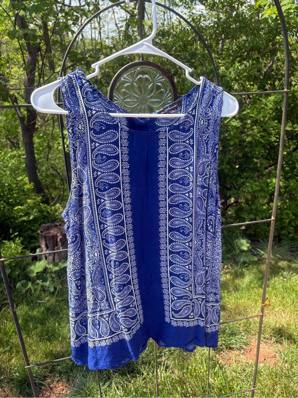 Soiree Blue Paisley Print Sleeveless Women Medium Blouse Handkerchief Sleeveless - Picture 5 of 15